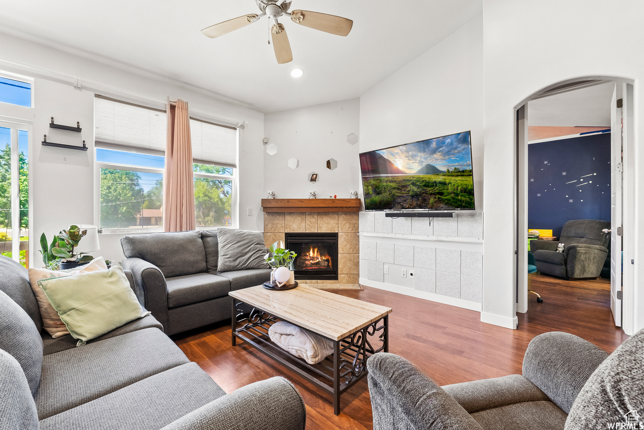 GARDEN GLEN - Residential Lease