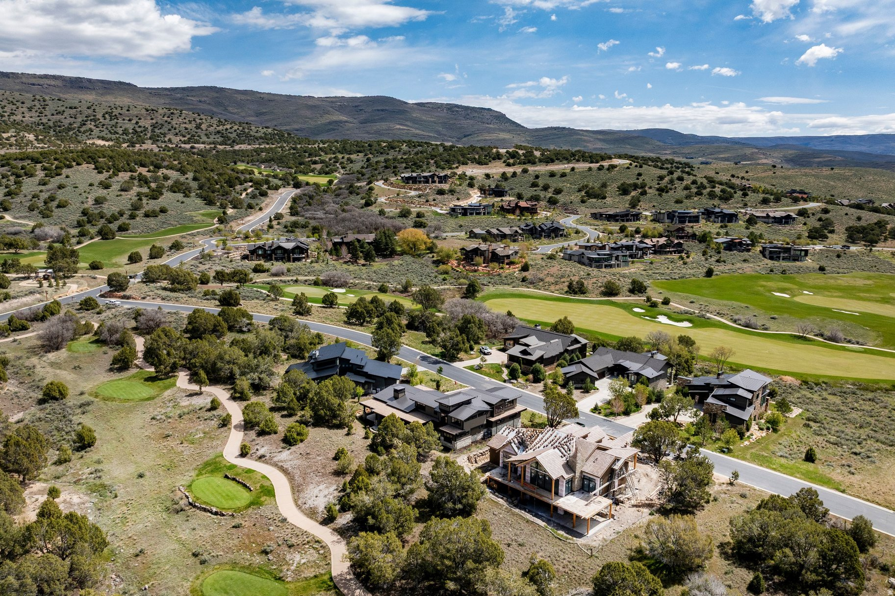 RED LEDGES - Residential