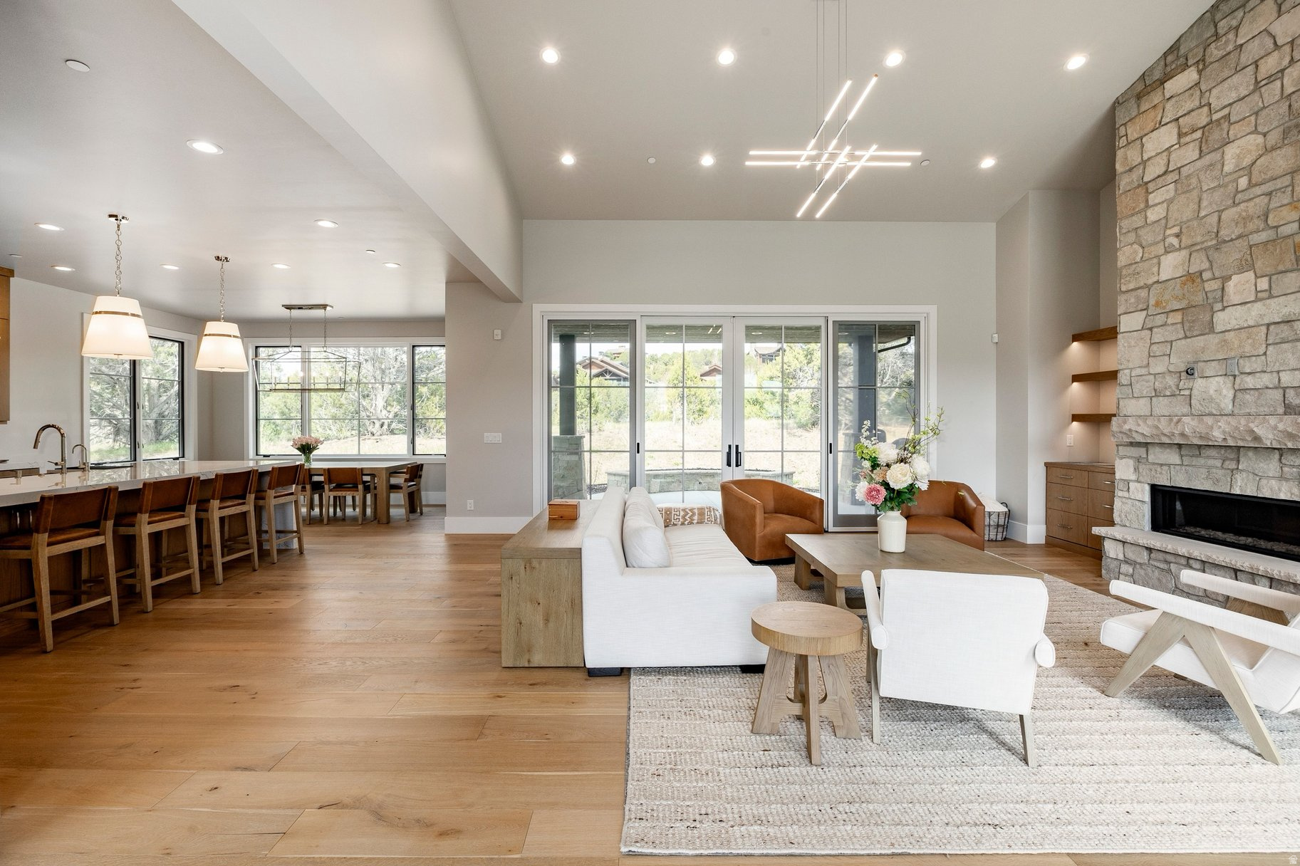 RED LEDGES - Residential