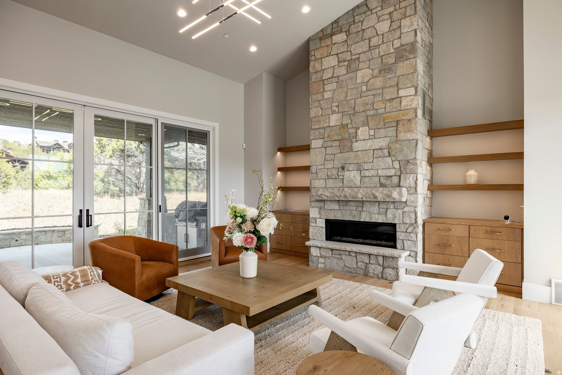 RED LEDGES - Residential