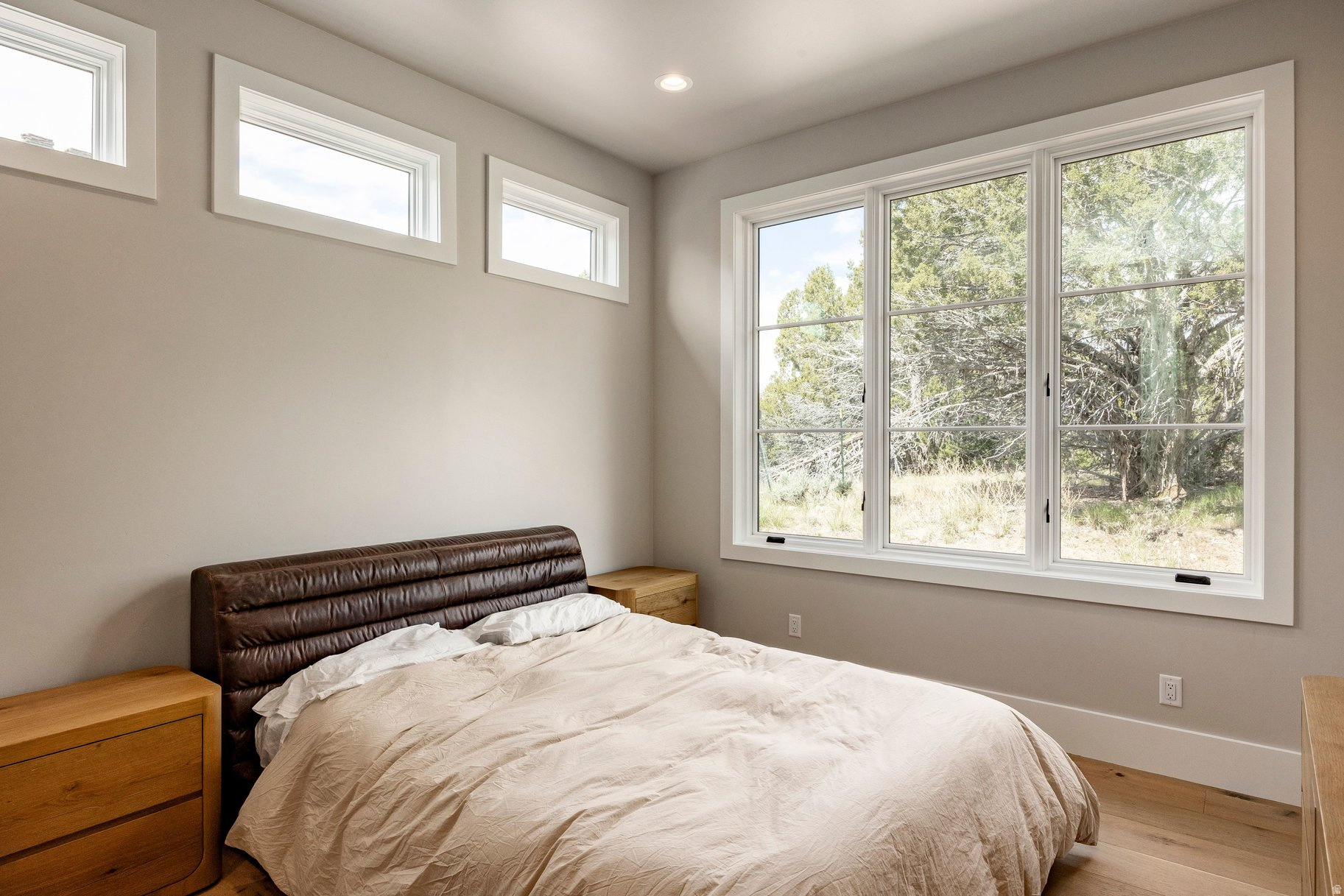 RED LEDGES - Residential