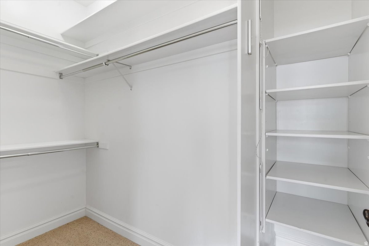 QUAIL POND - Residential