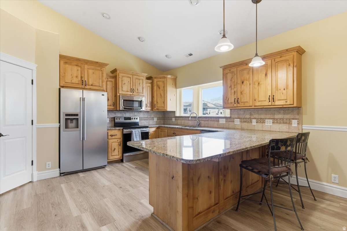 QUAIL POND - Residential