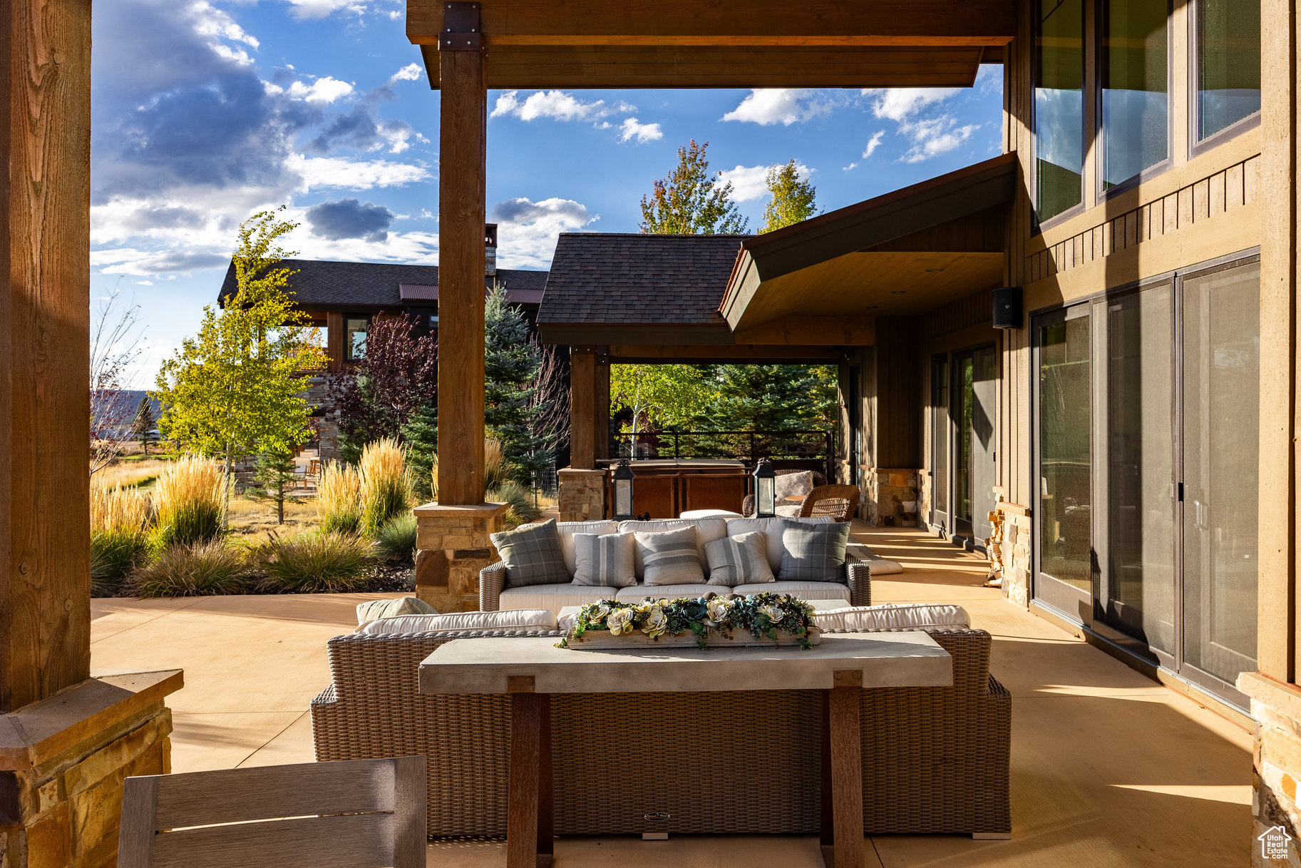 BISON BLUFFS - Residential