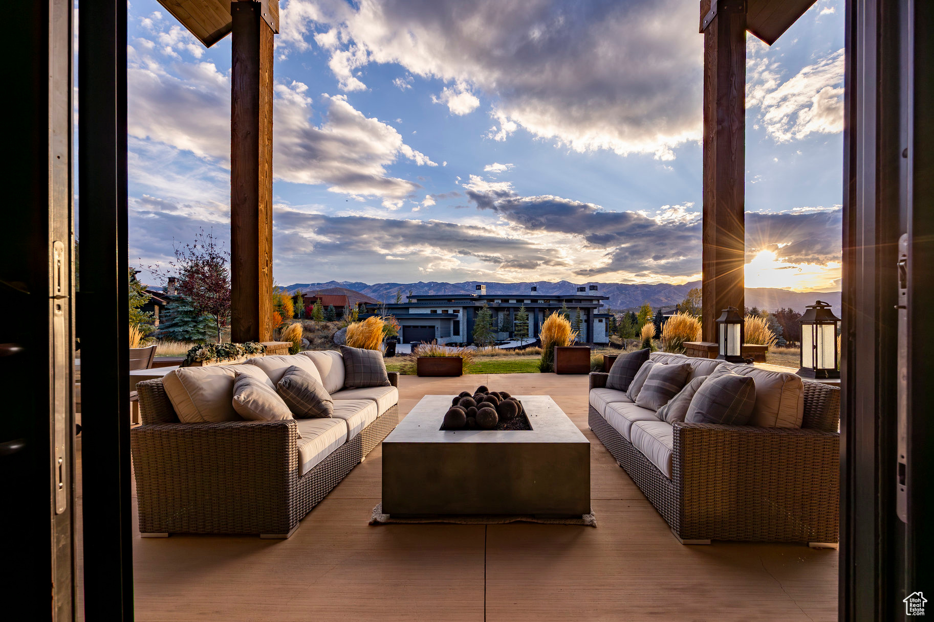 BISON BLUFFS - Residential