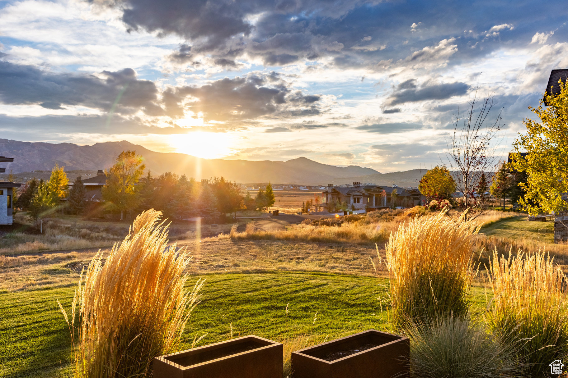BISON BLUFFS - Residential