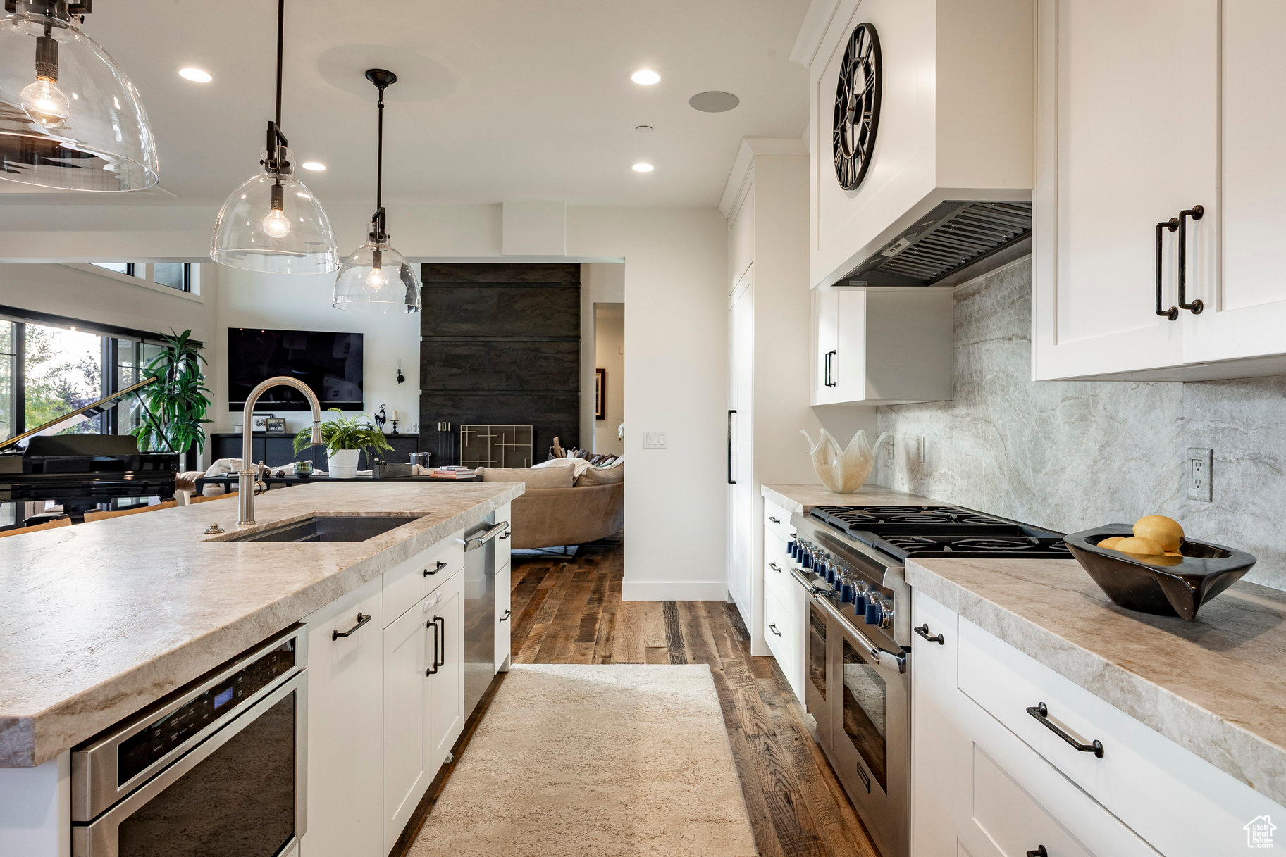 BISON BLUFFS - Residential