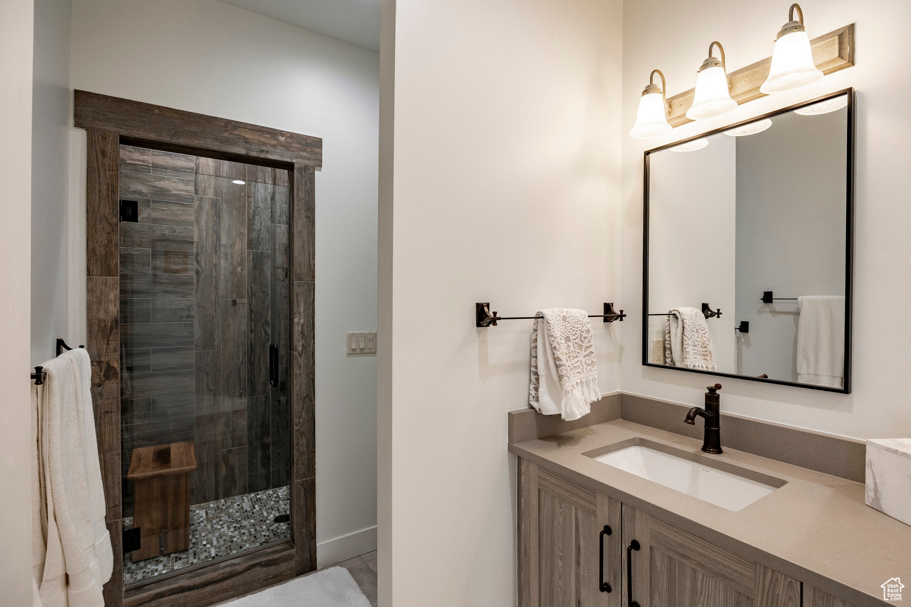 BISON BLUFFS - Residential