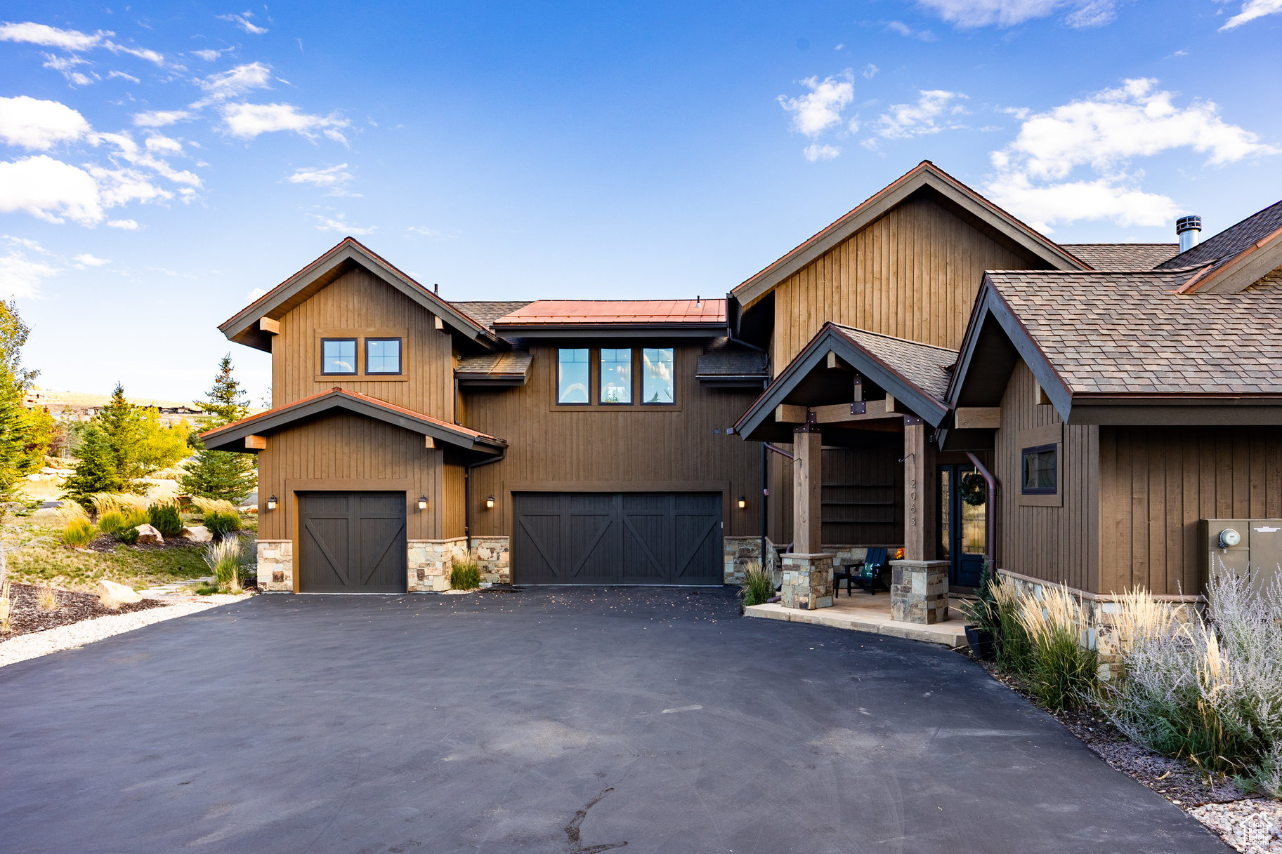 BISON BLUFFS - Residential