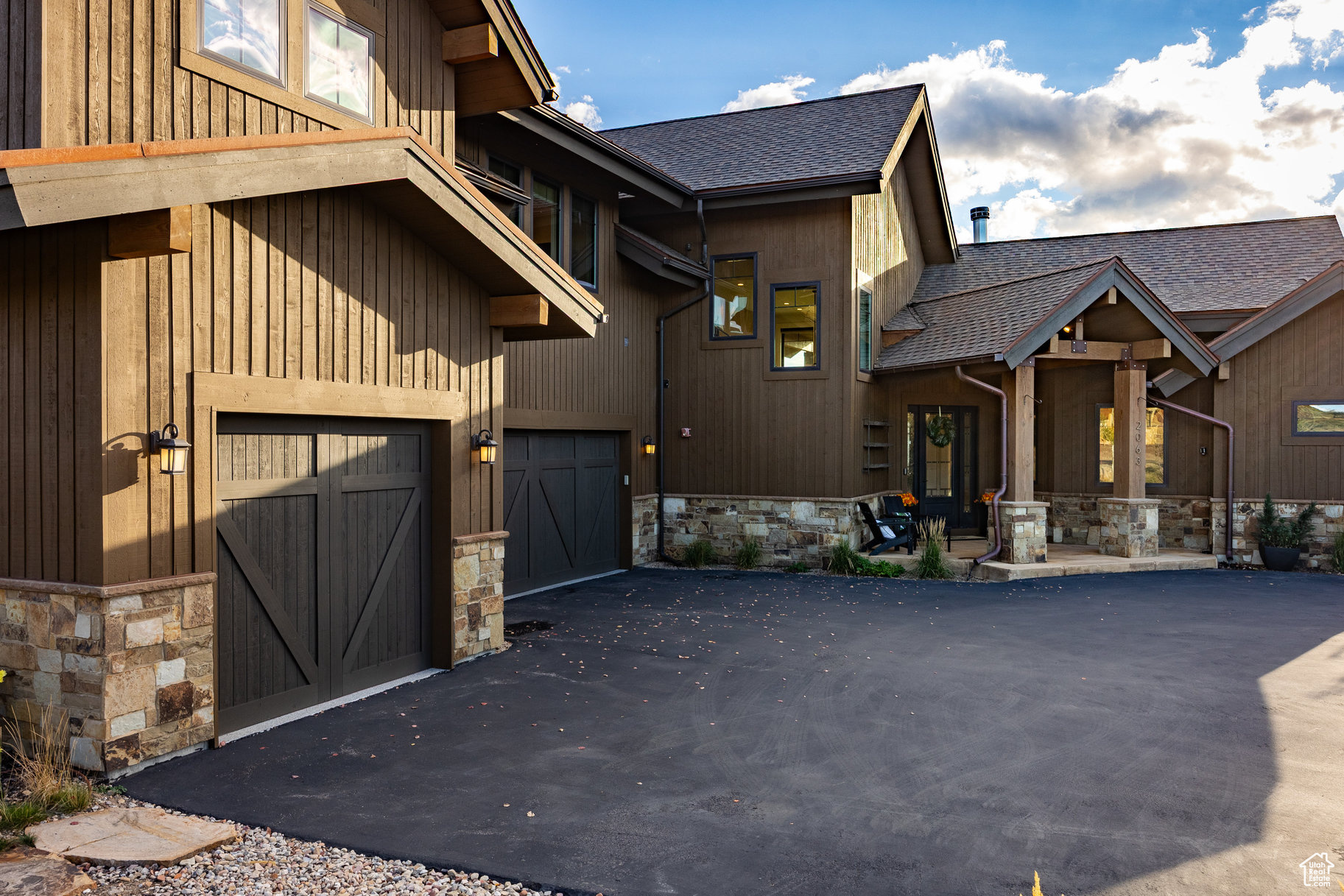 BISON BLUFFS - Residential