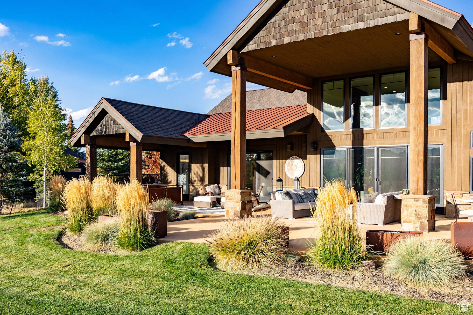 BISON BLUFFS - Residential