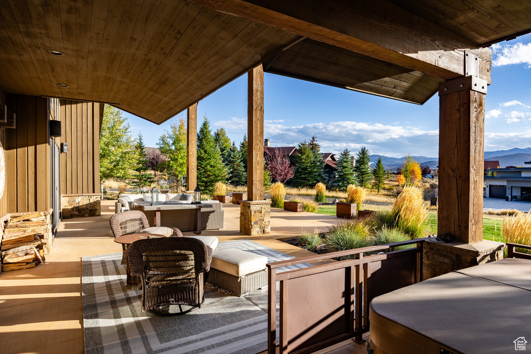 BISON BLUFFS - Residential