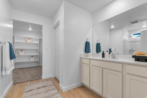 Tiny photo for 289 E LEVENGROVE DR #226, Lehi, UT 84048 (MLS # 2130287)