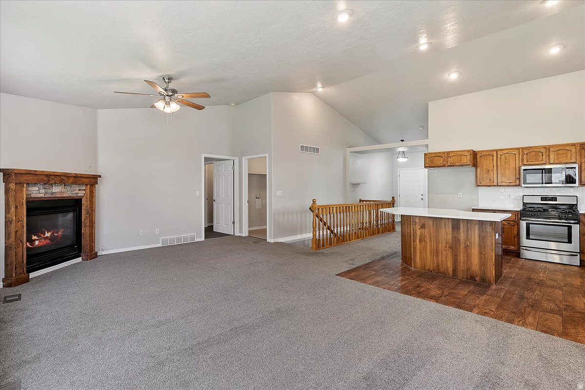 QUAIL RIDGE - Residential