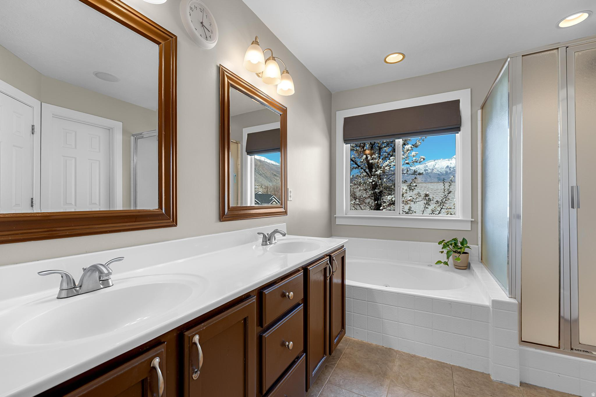 FOREST CREEK - Residential