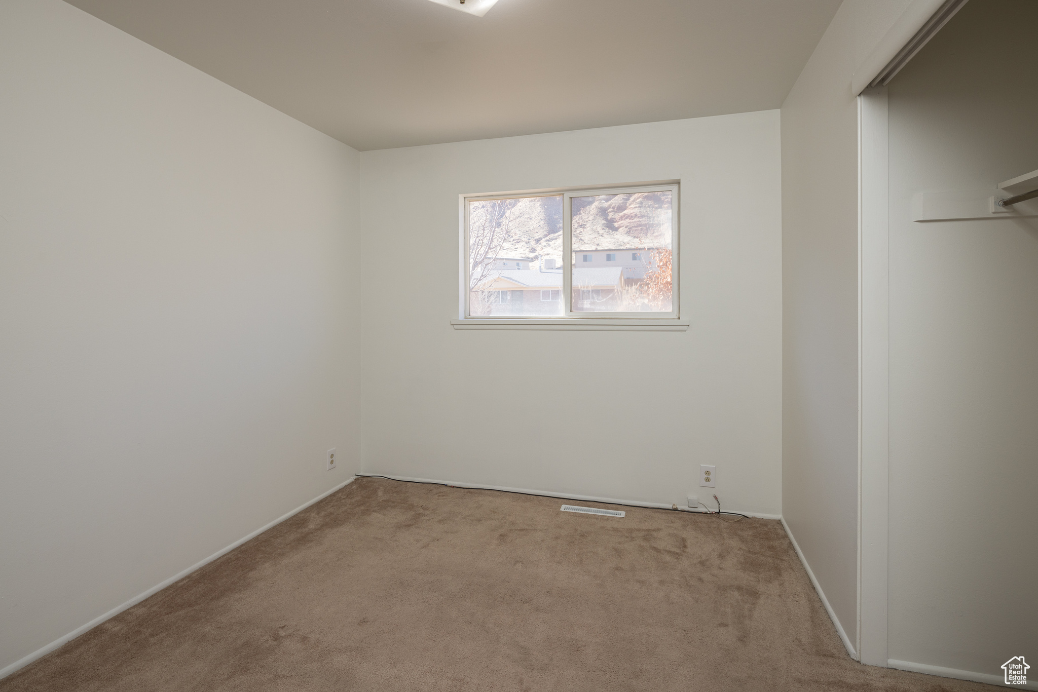 MOUNTAINVIEW - Residential