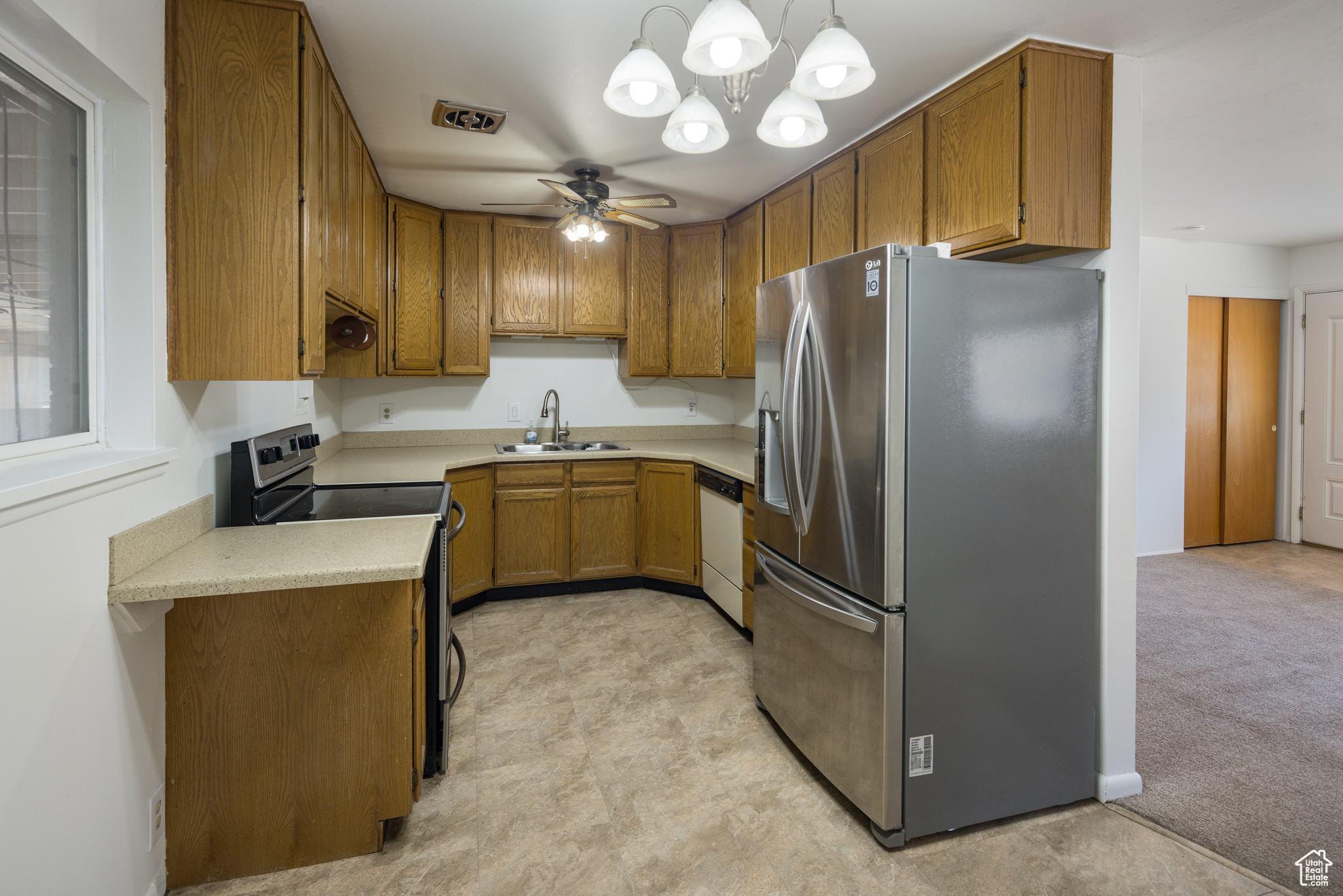 MOUNTAINVIEW - Residential