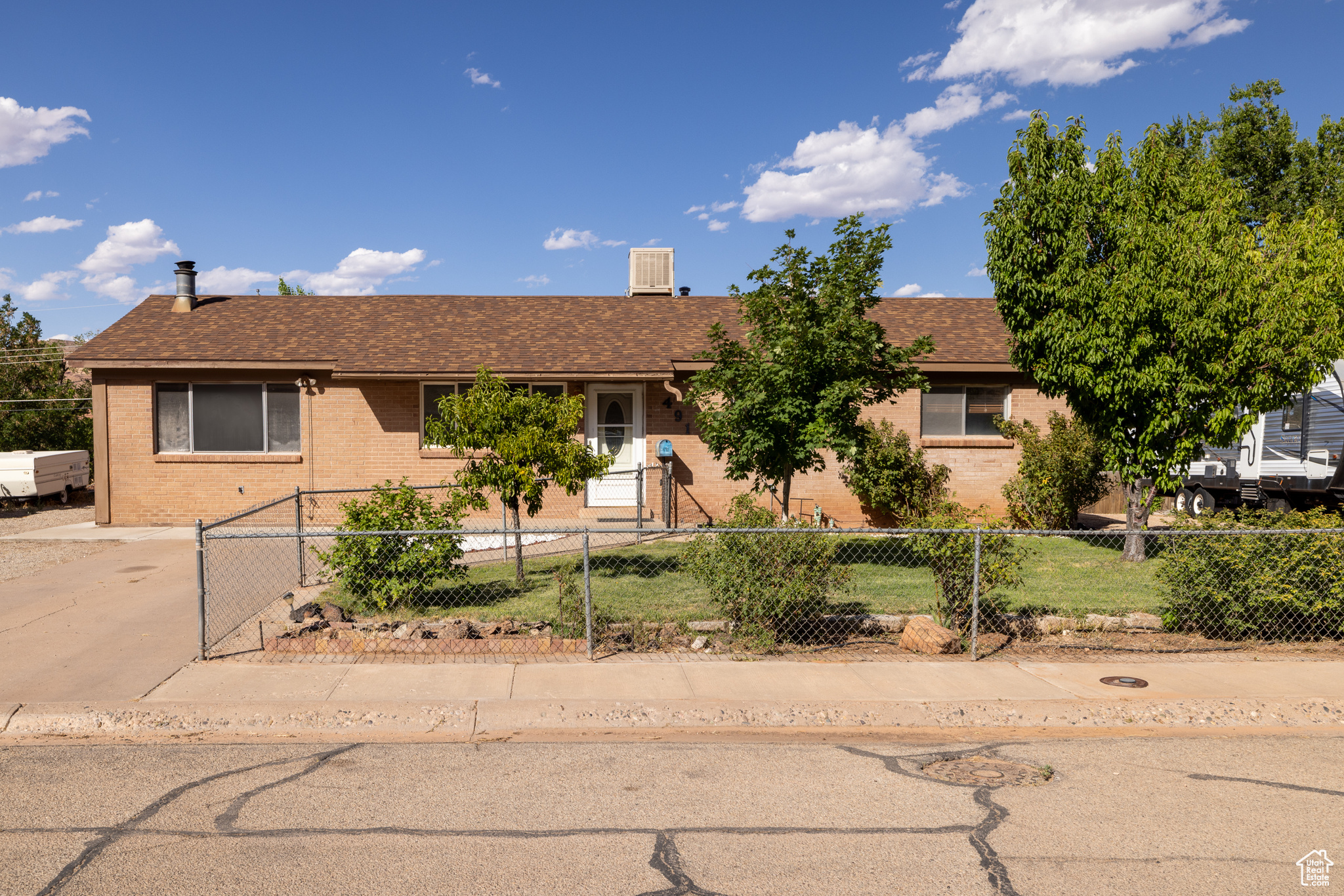 MOUNTAINVIEW - Residential