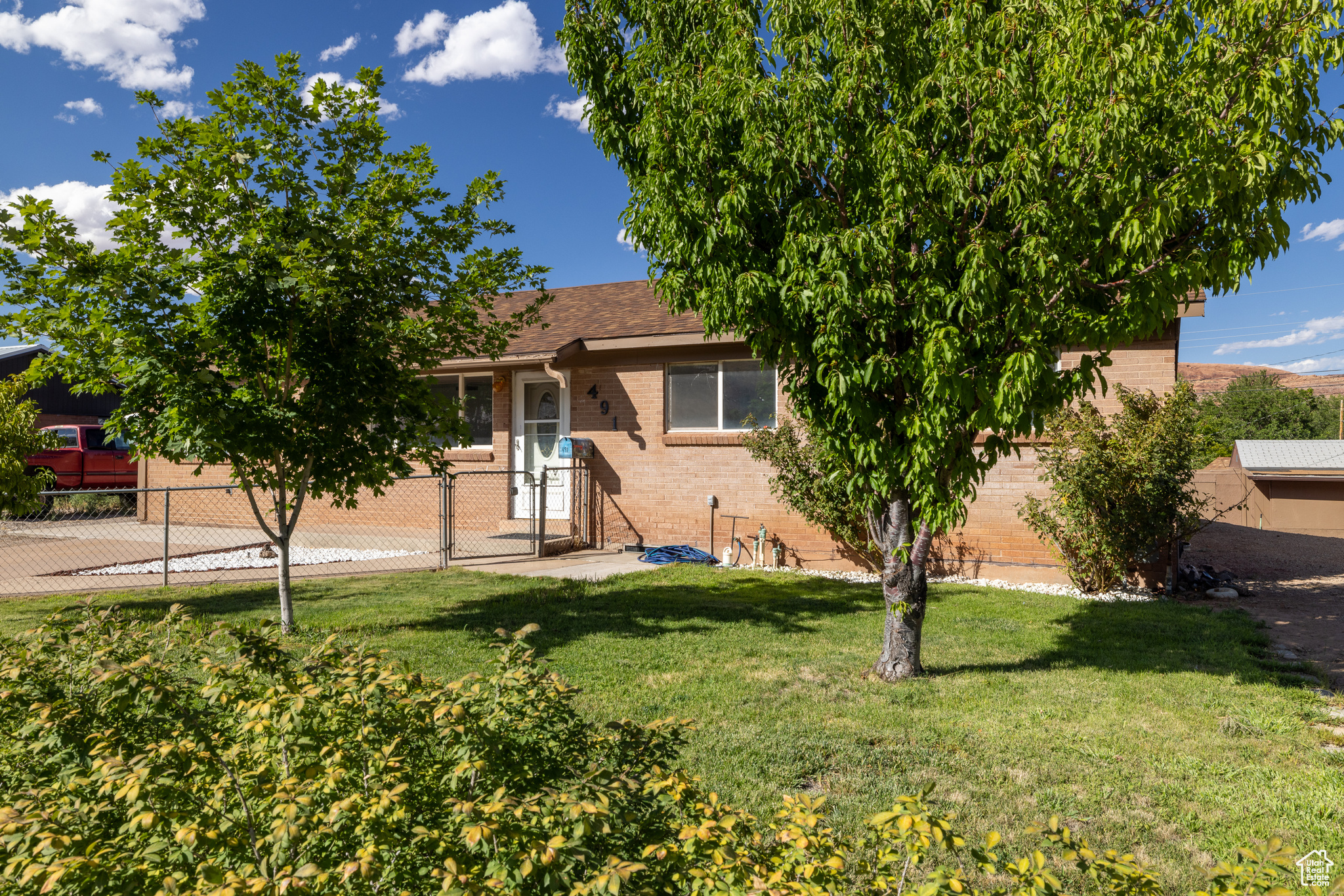 MOUNTAINVIEW - Residential