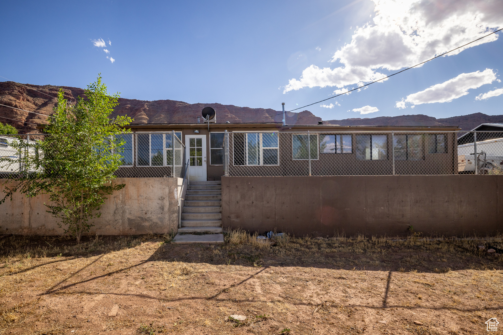 MOUNTAINVIEW - Residential