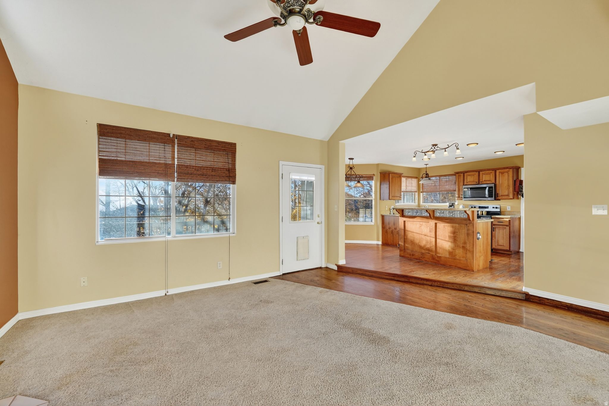 WHITE CITY - Residential