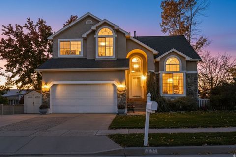 Tiny photo for 10172 S SNOW IRIS WAY, Sandy, UT 84092 (MLS # 2121763)