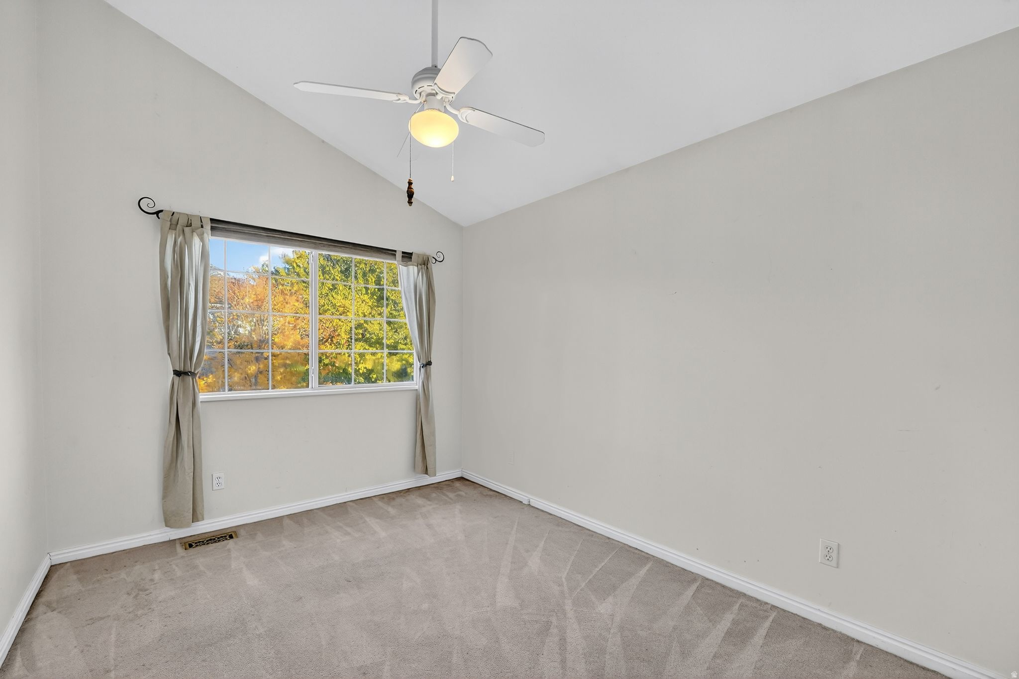 WHITE CITY - Residential