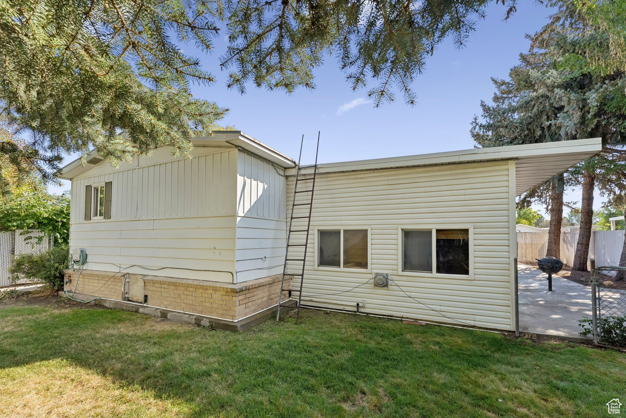 JORDAN MOBILE HOME ESTATES - Residential