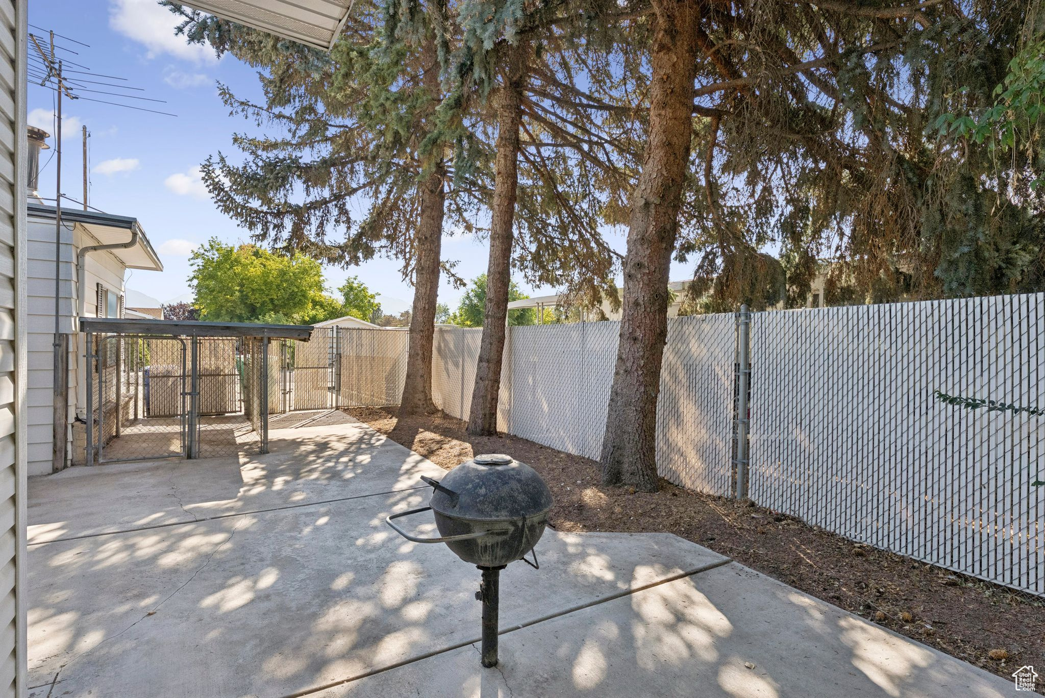 JORDAN MOBILE HOME ESTATES - Residential