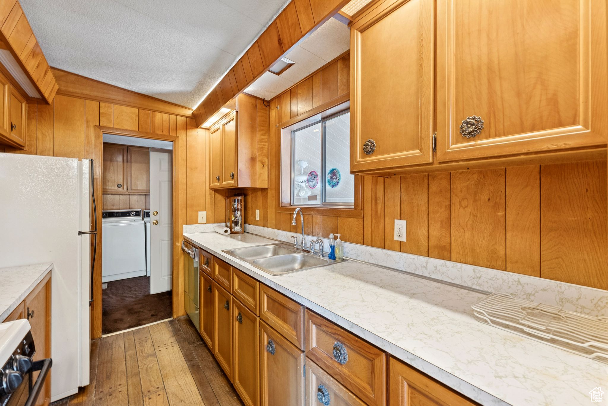 JORDAN MOBILE HOME ESTATES - Residential