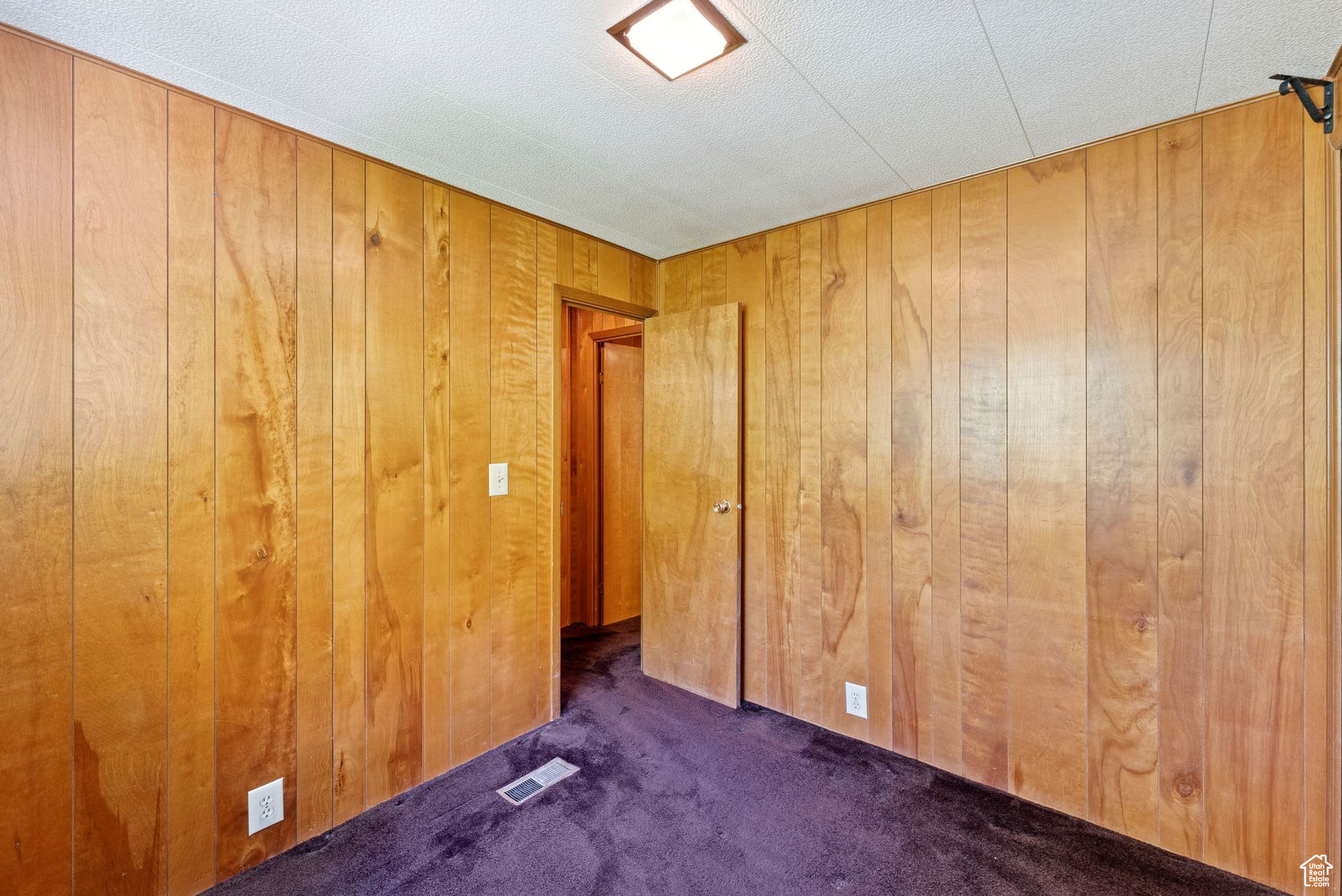 JORDAN MOBILE HOME ESTATES - Residential