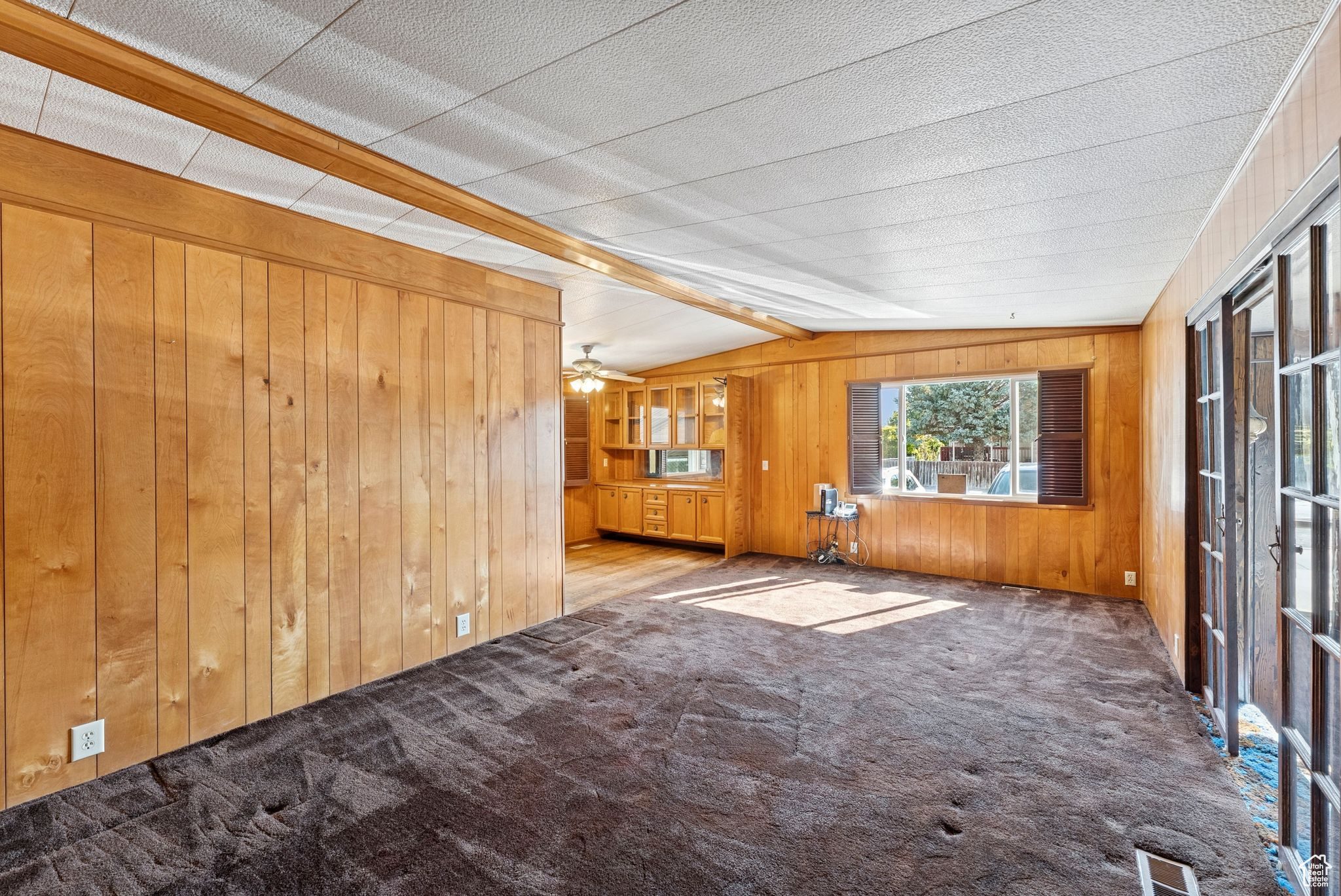 JORDAN MOBILE HOME ESTATES - Residential