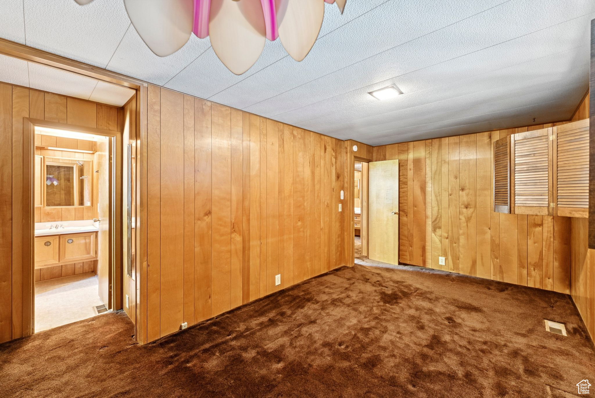 JORDAN MOBILE HOME ESTATES - Residential