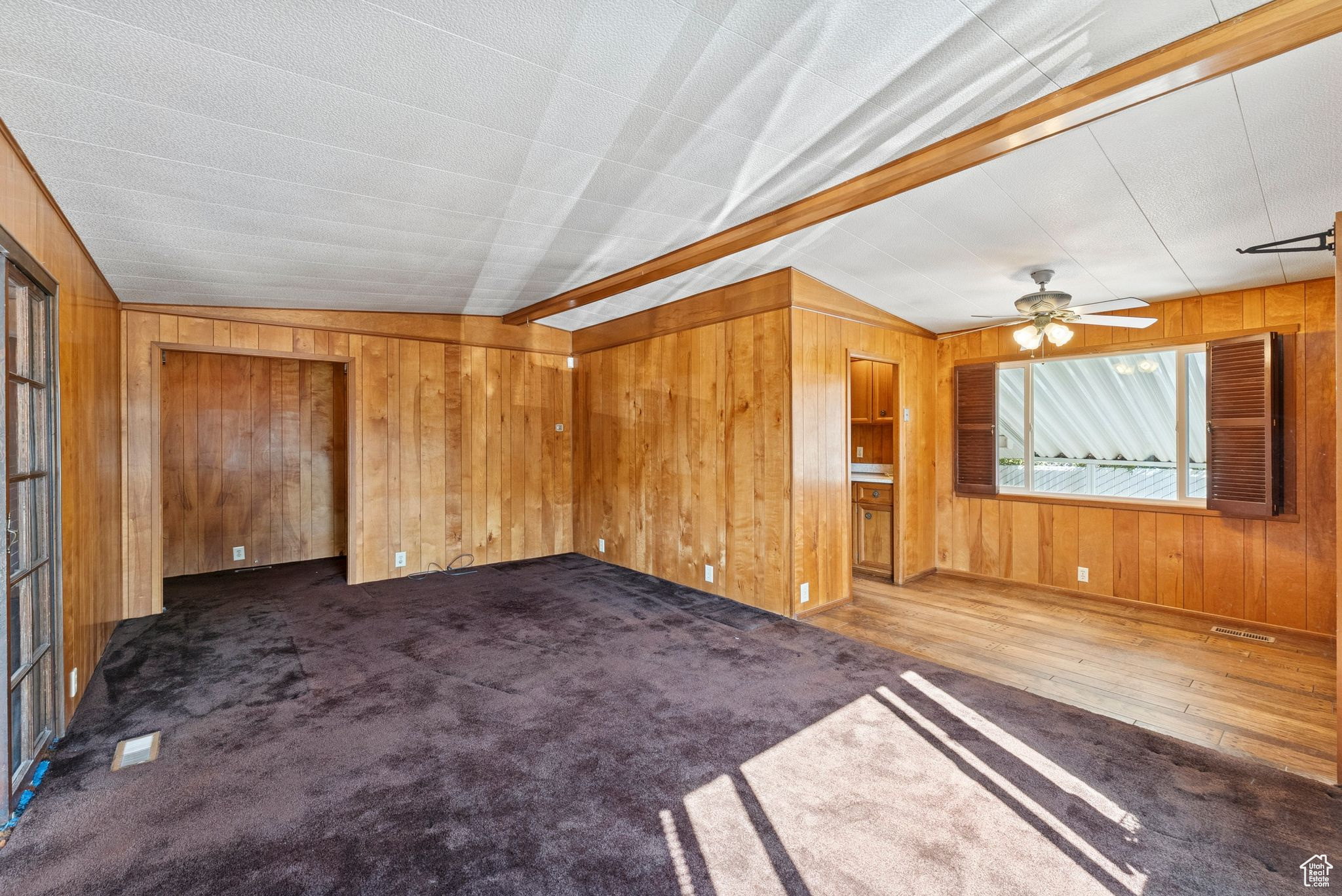 JORDAN MOBILE HOME ESTATES - Residential