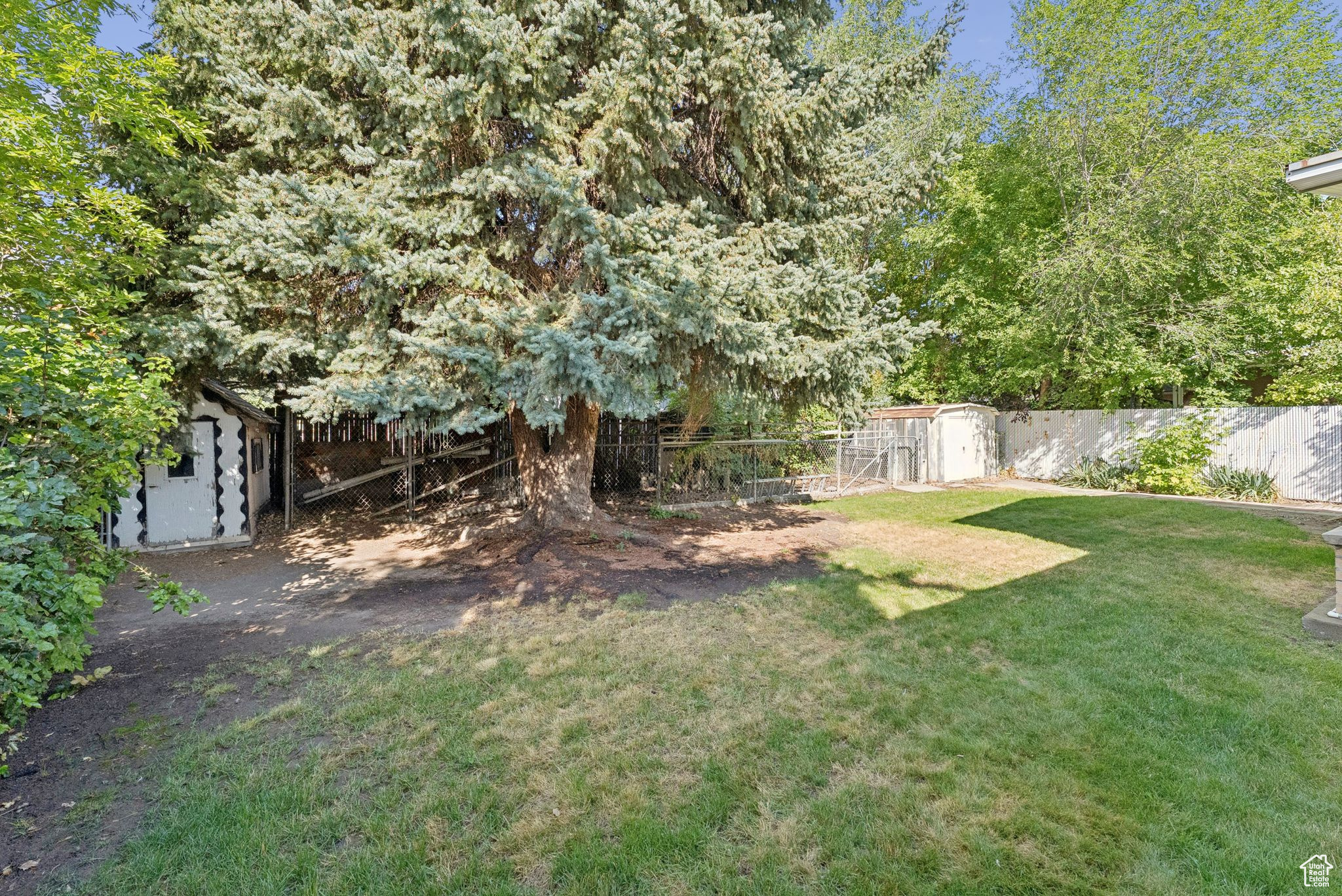 JORDAN MOBILE HOME ESTATES - Residential
