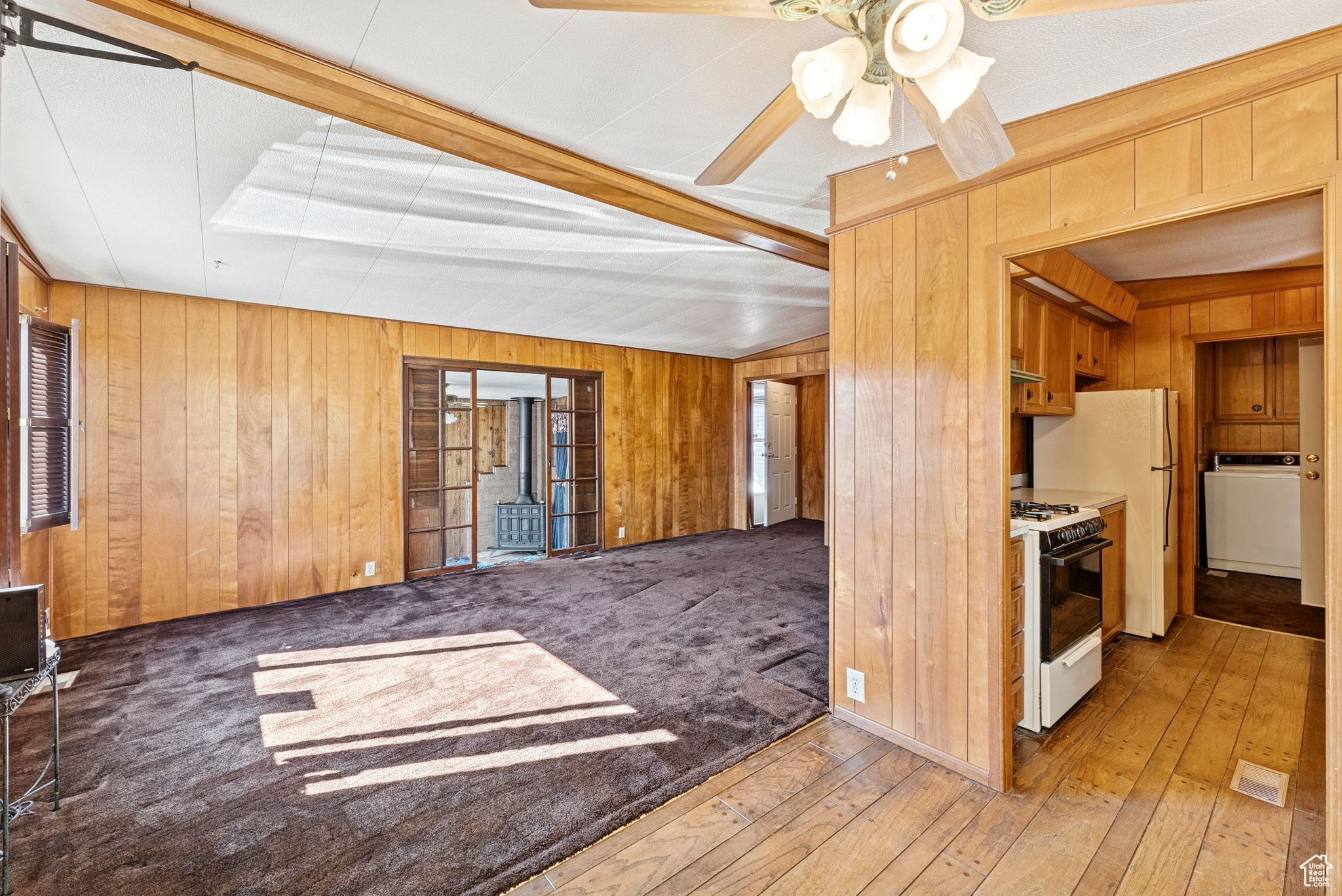 JORDAN MOBILE HOME ESTATES - Residential