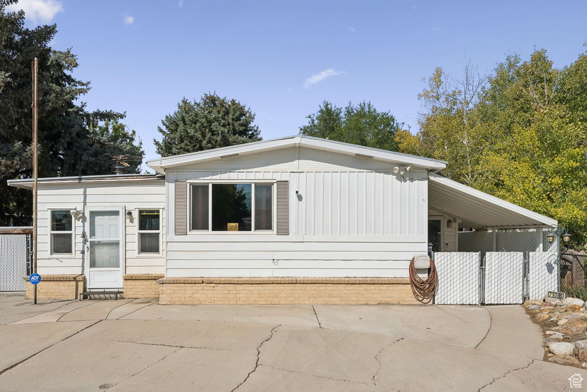 JORDAN MOBILE HOME ESTATES - Residential