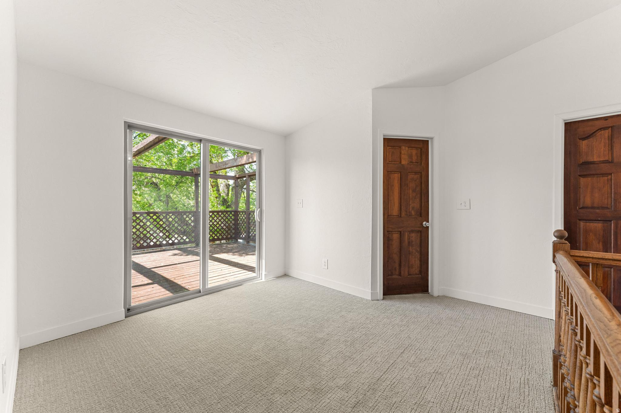 NATHAN CIRCLE - Residential