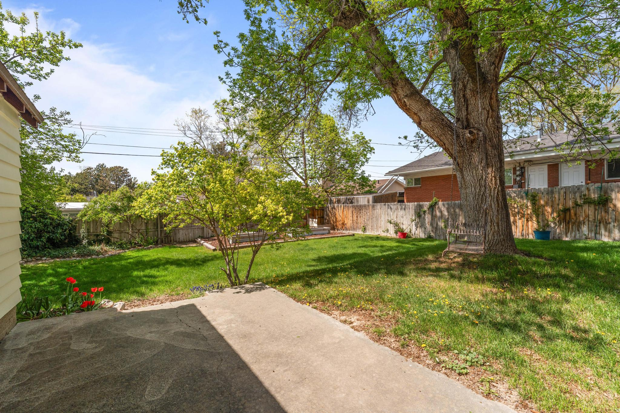 NATHAN CIRCLE - Residential