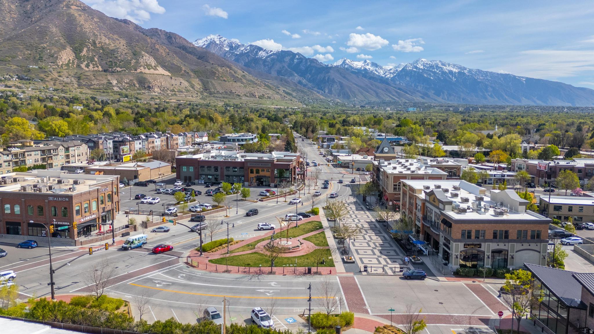 NATHAN CIRCLE - Residential