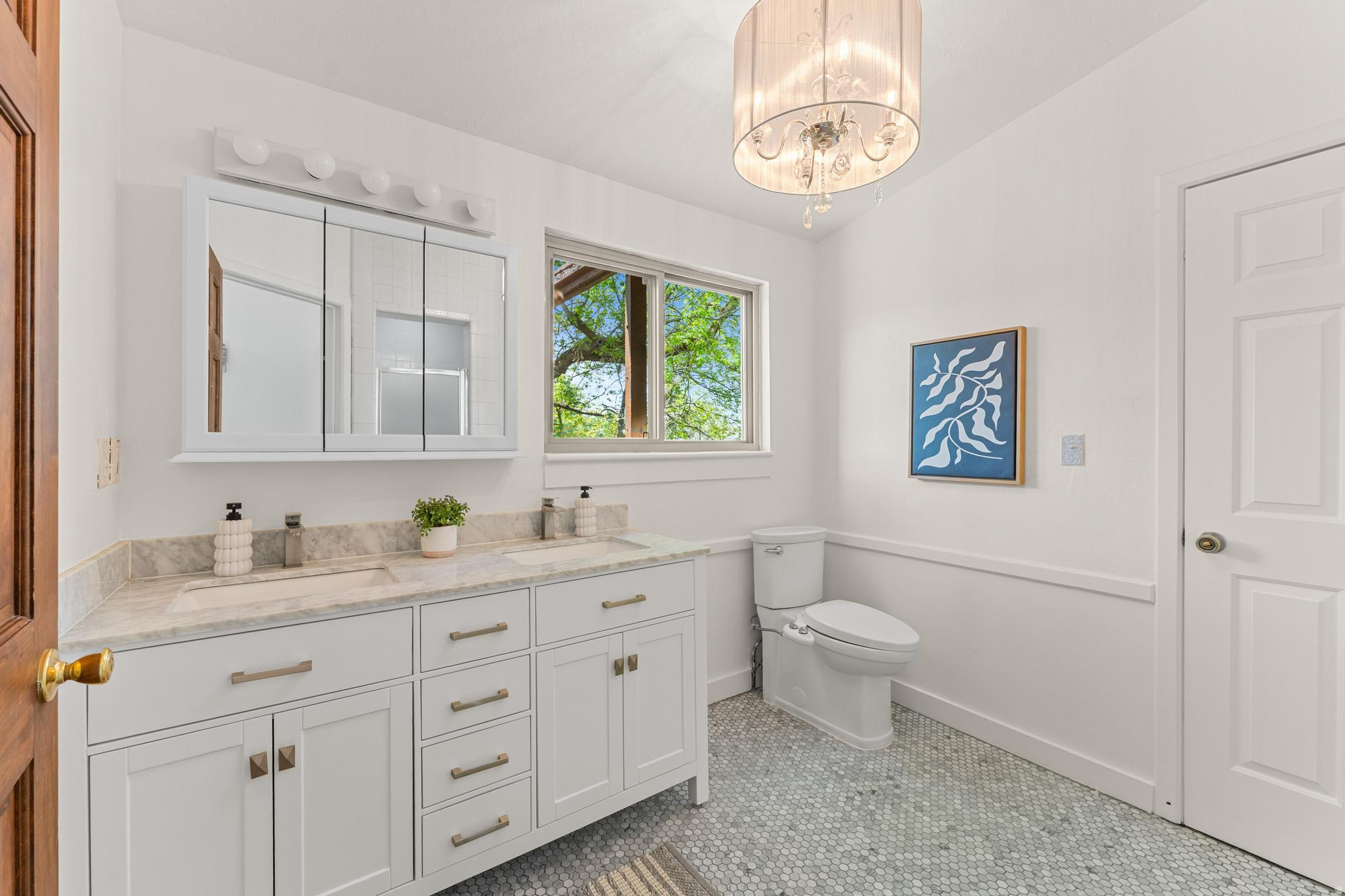 NATHAN CIRCLE - Residential