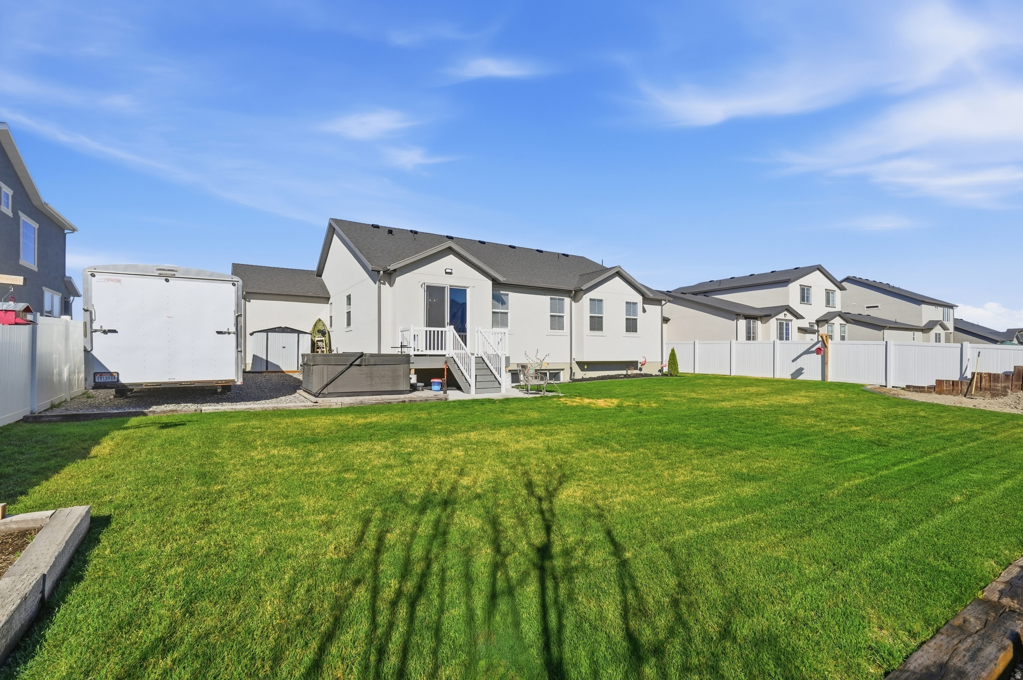 SAGEWOOD VGGDNCLT132 - Residential