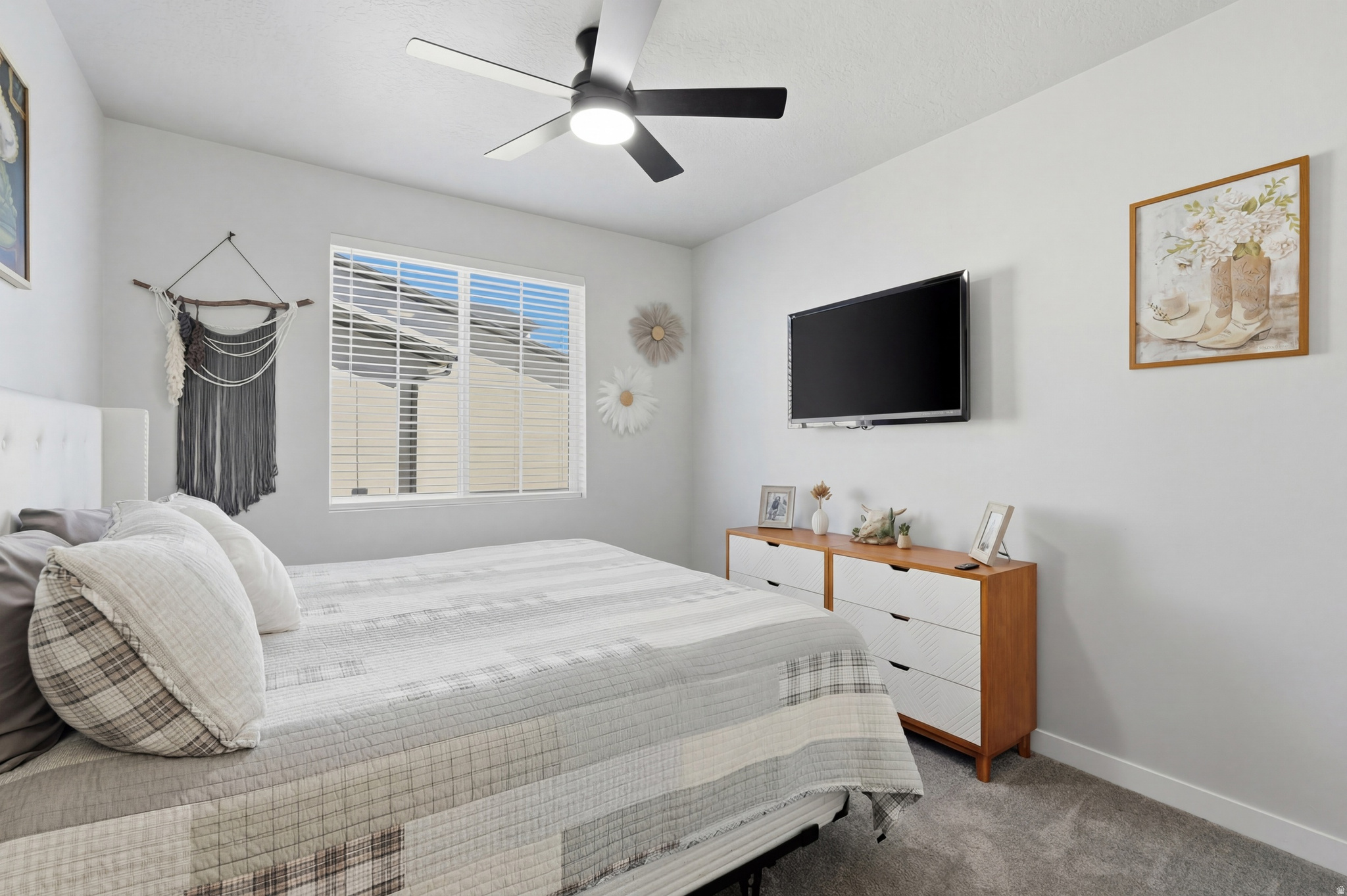 SAGEWOOD VGGDNCLT132 - Residential