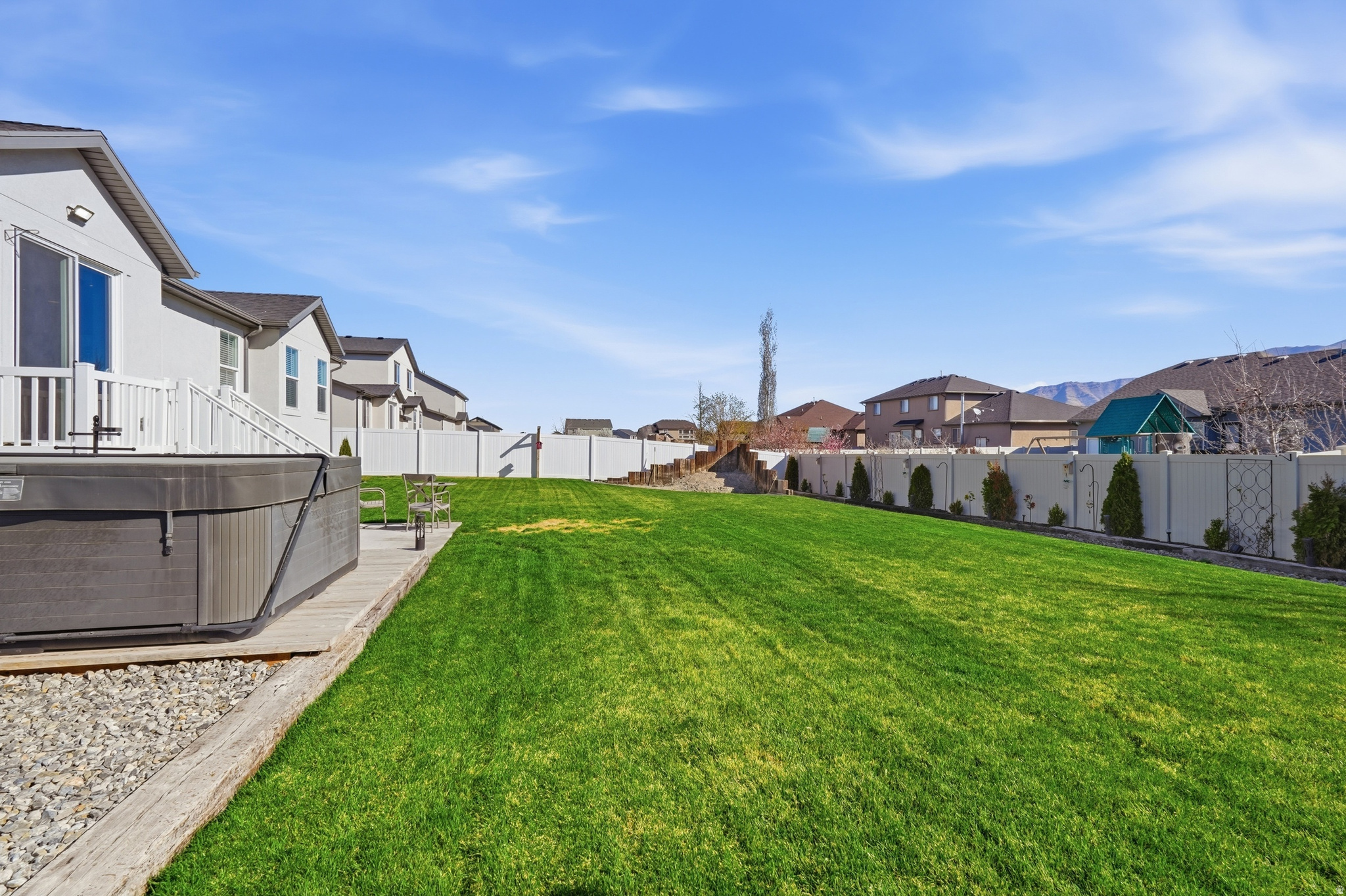 SAGEWOOD VGGDNCLT132 - Residential