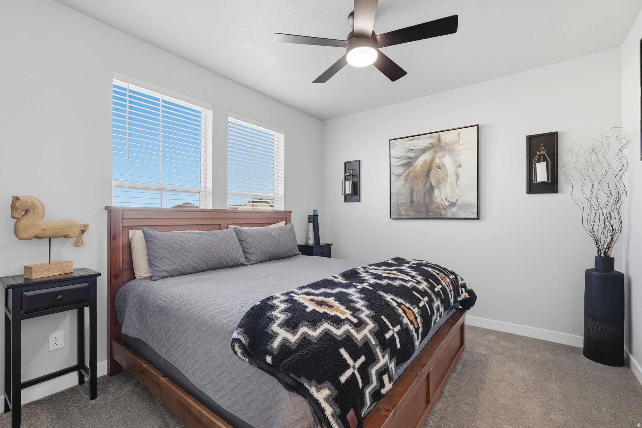 SAGEWOOD VGGDNCLT132 - Residential