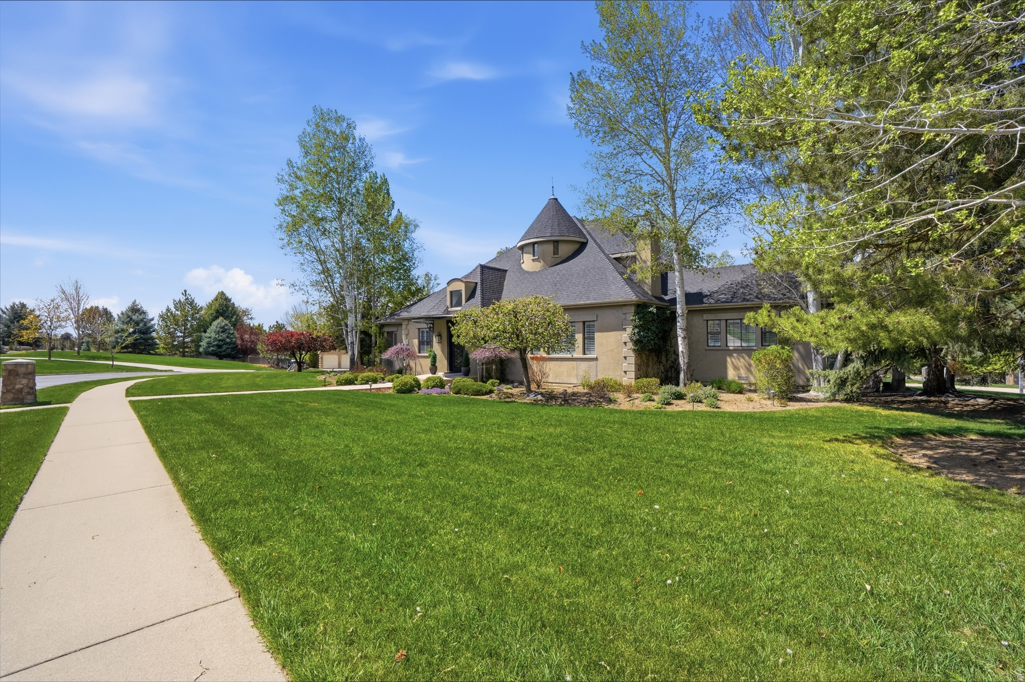 THE HUNT CLUB - Residential