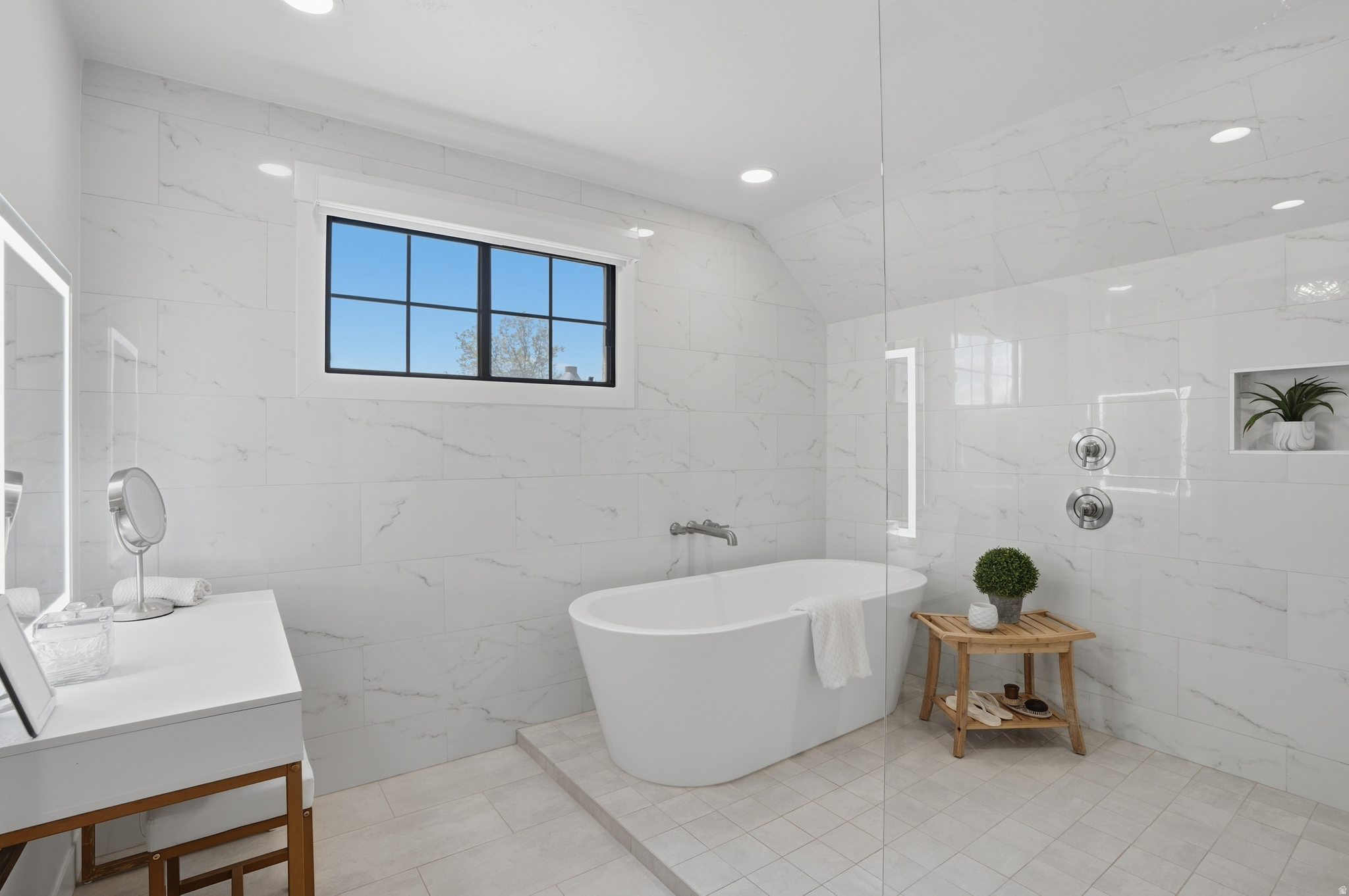 THE HUNT CLUB - Residential