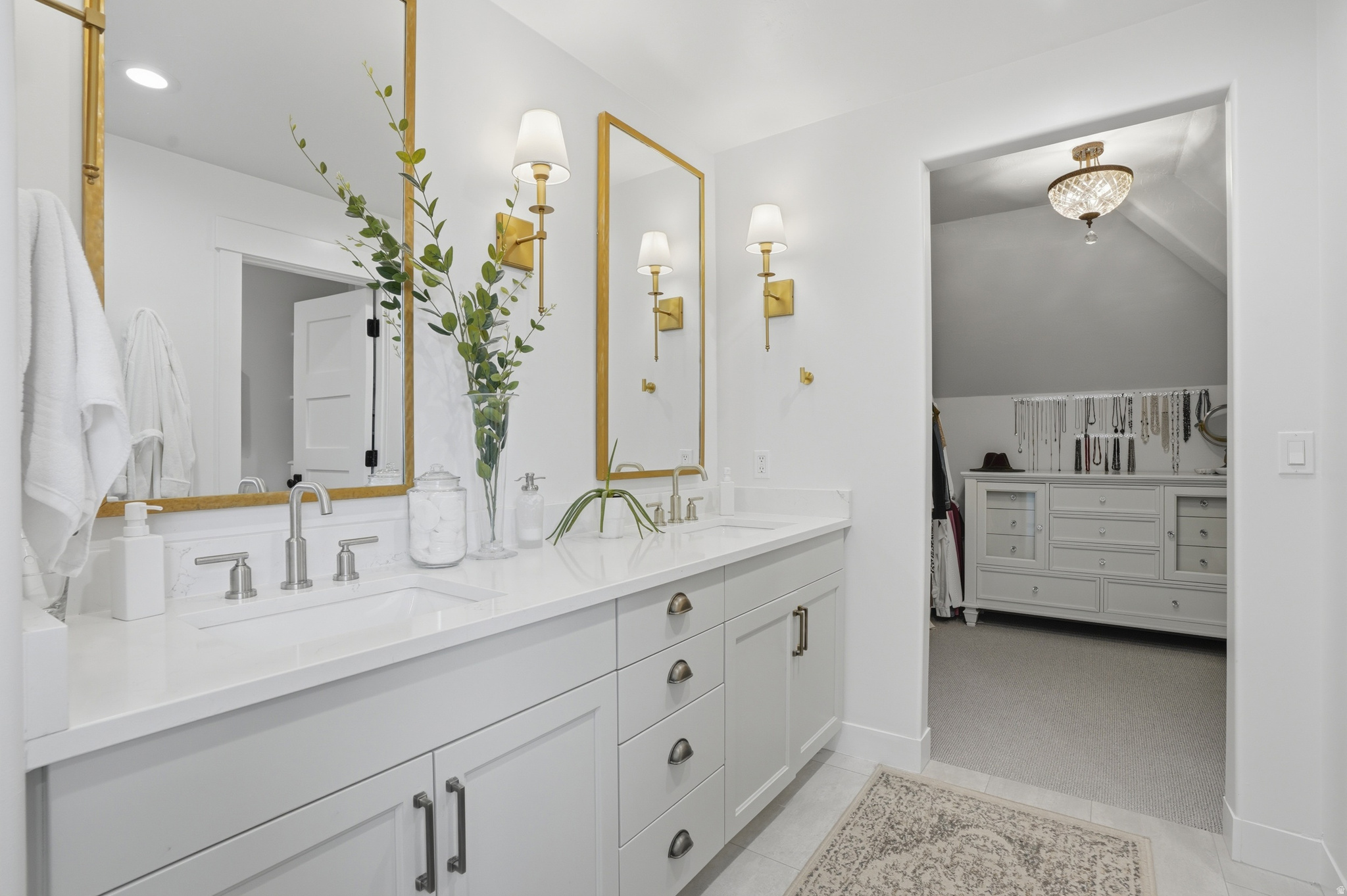 THE HUNT CLUB - Residential