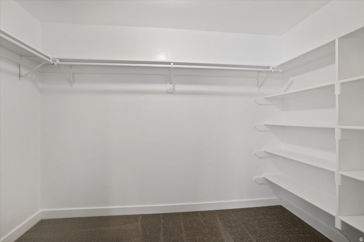 SUNSET EQUESTRIAN ES - Residential