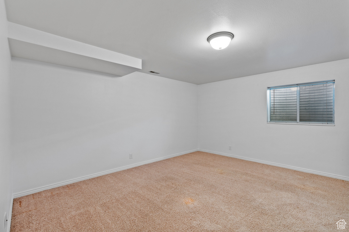 LAKECREST III - Residential